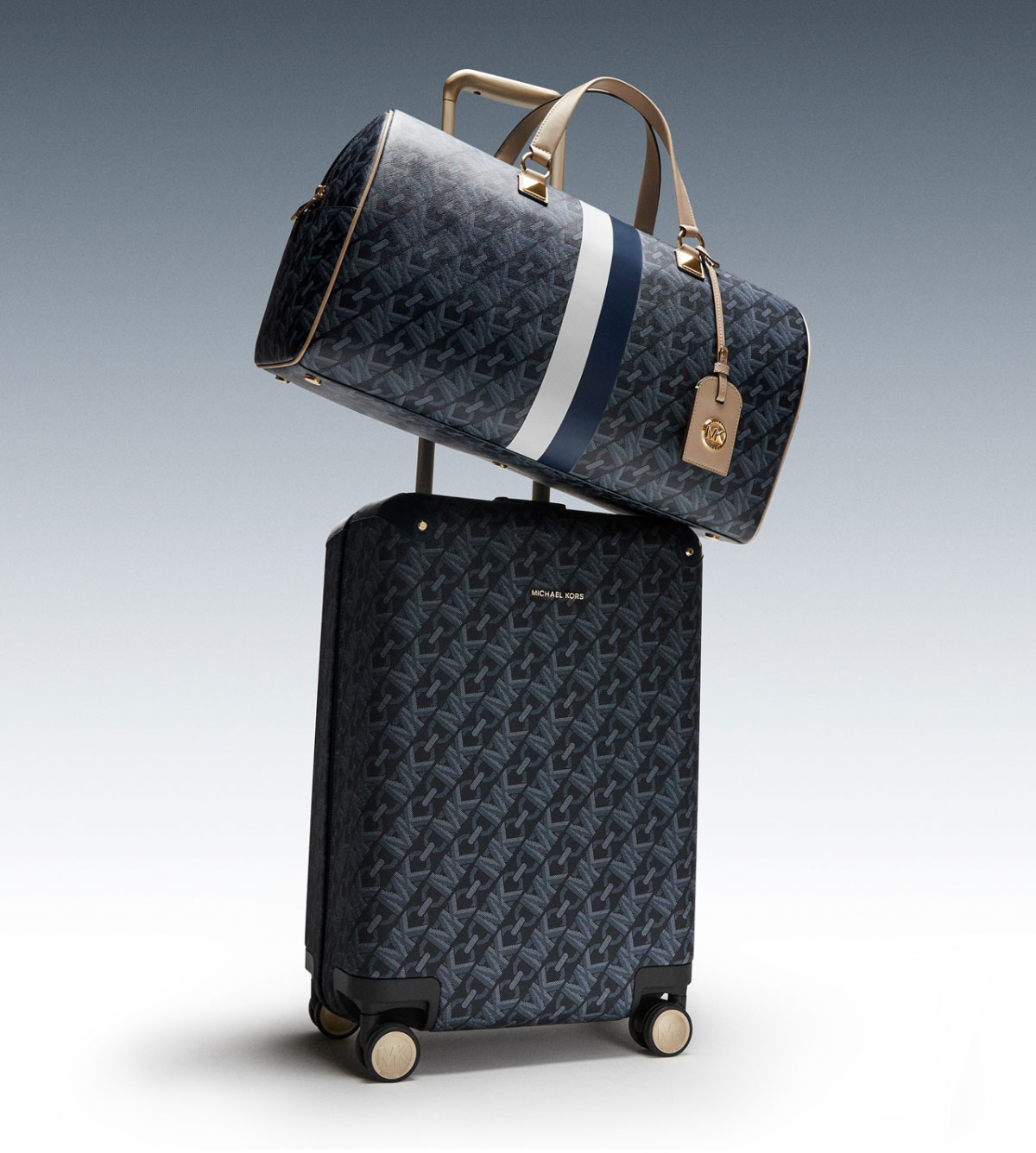LOGO LUGGAGE Level up your luggage this year with our new Empire Signature sets.